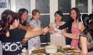 同学聚会,老公夜不归宿,你们会同意吗 同学聚会被老公杀